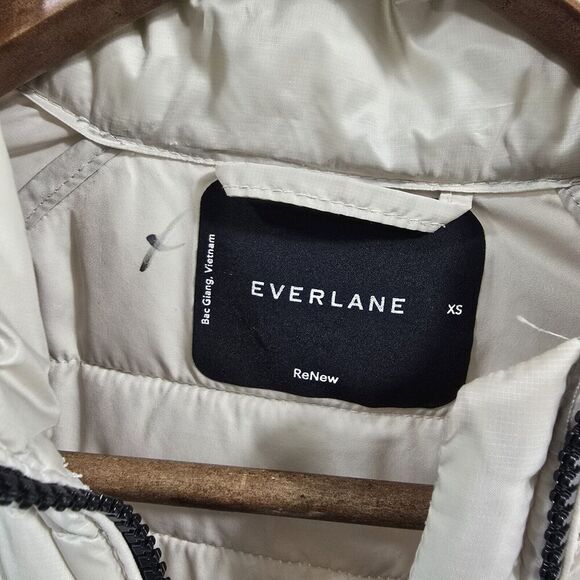 Everlane Jacket Womens XS Cream Black Synthetic Renew Puffer Insulated Quilted - Picture 3 of 10